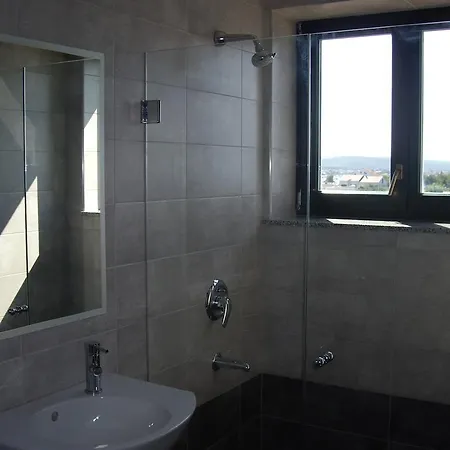 Apartment Nives *