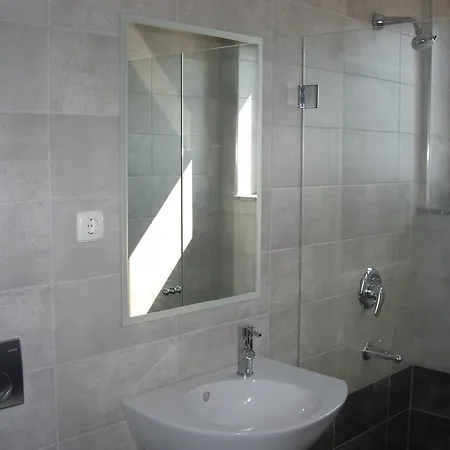 Apartment Nives Bibinje